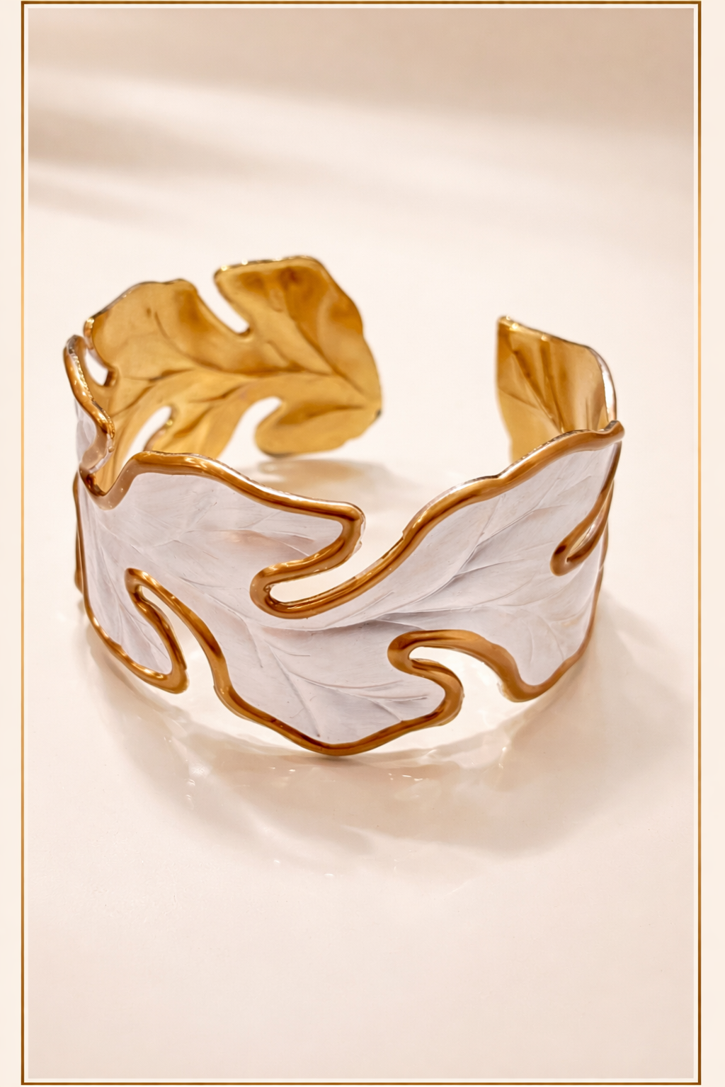 Ivora Leaf Cuff