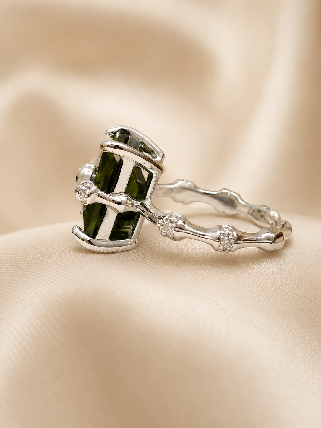 Olivine Regent Ring