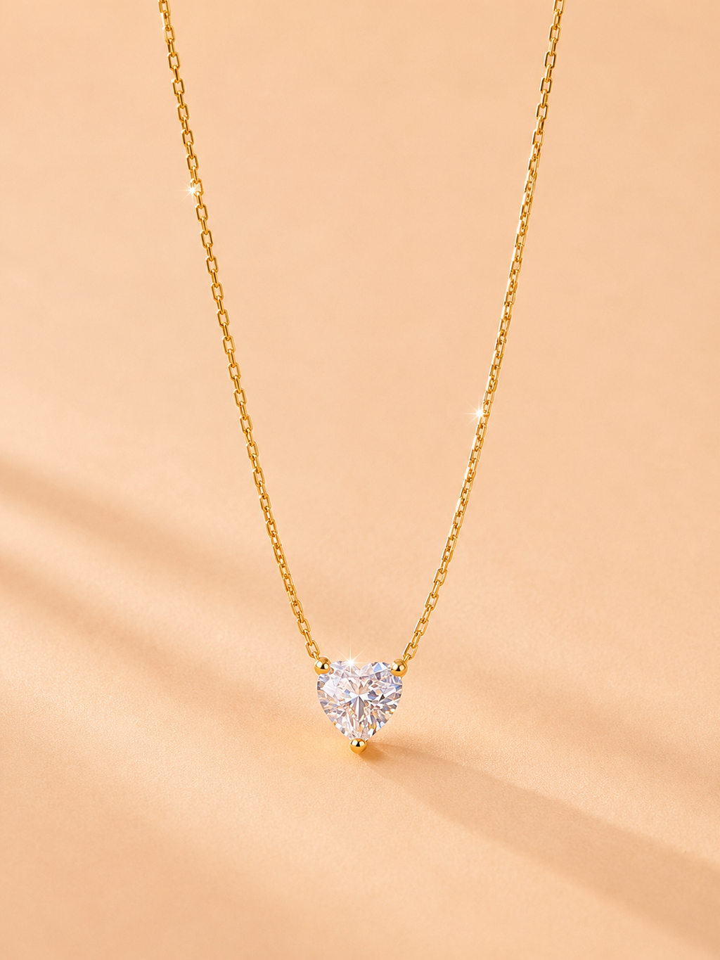 Éclisse Crystal Heart Necklace