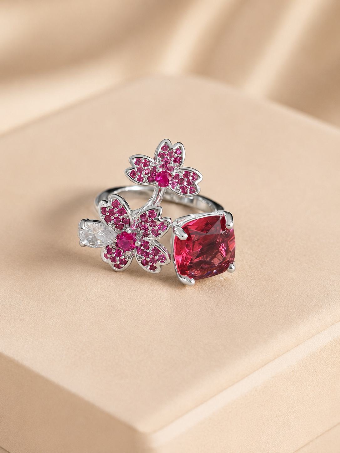 Rosabelle Bloom Ring