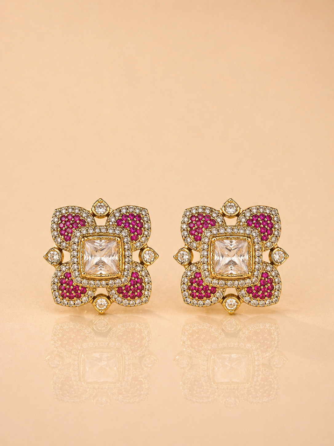 Blush Clover Royale