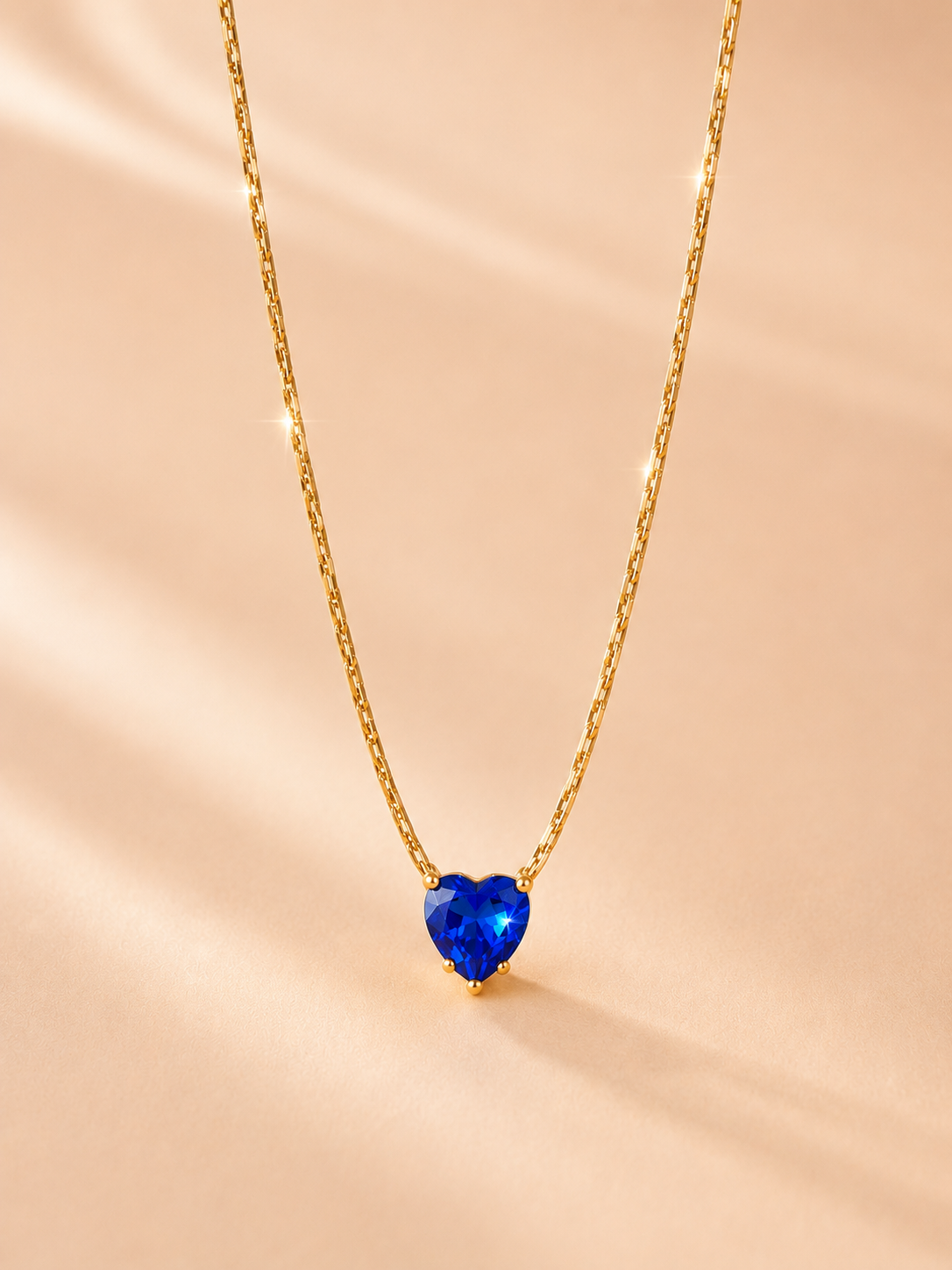 Célora Sapphire Heart Necklace