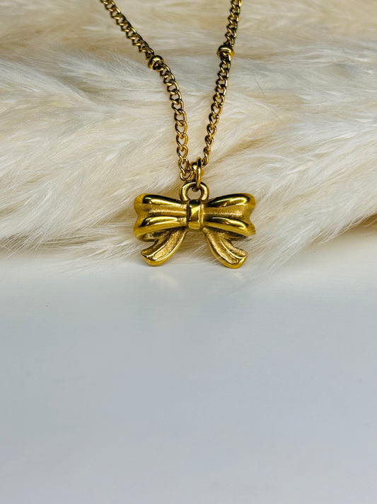 Bow Necklace